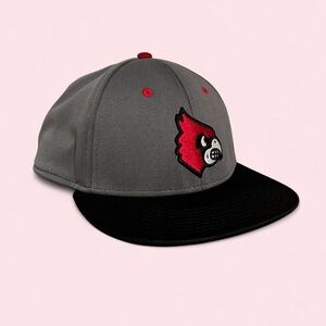 Louisville Cardinals gray and black fitted hat